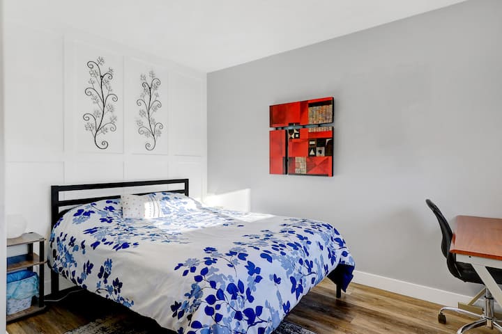 Comfort & Quiet Located In Gp | Wi-fi, Ac And Bbq - Grande Prairie