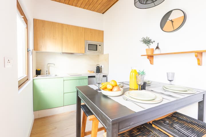 Apartamento Con Patio En Nervión - Espagne