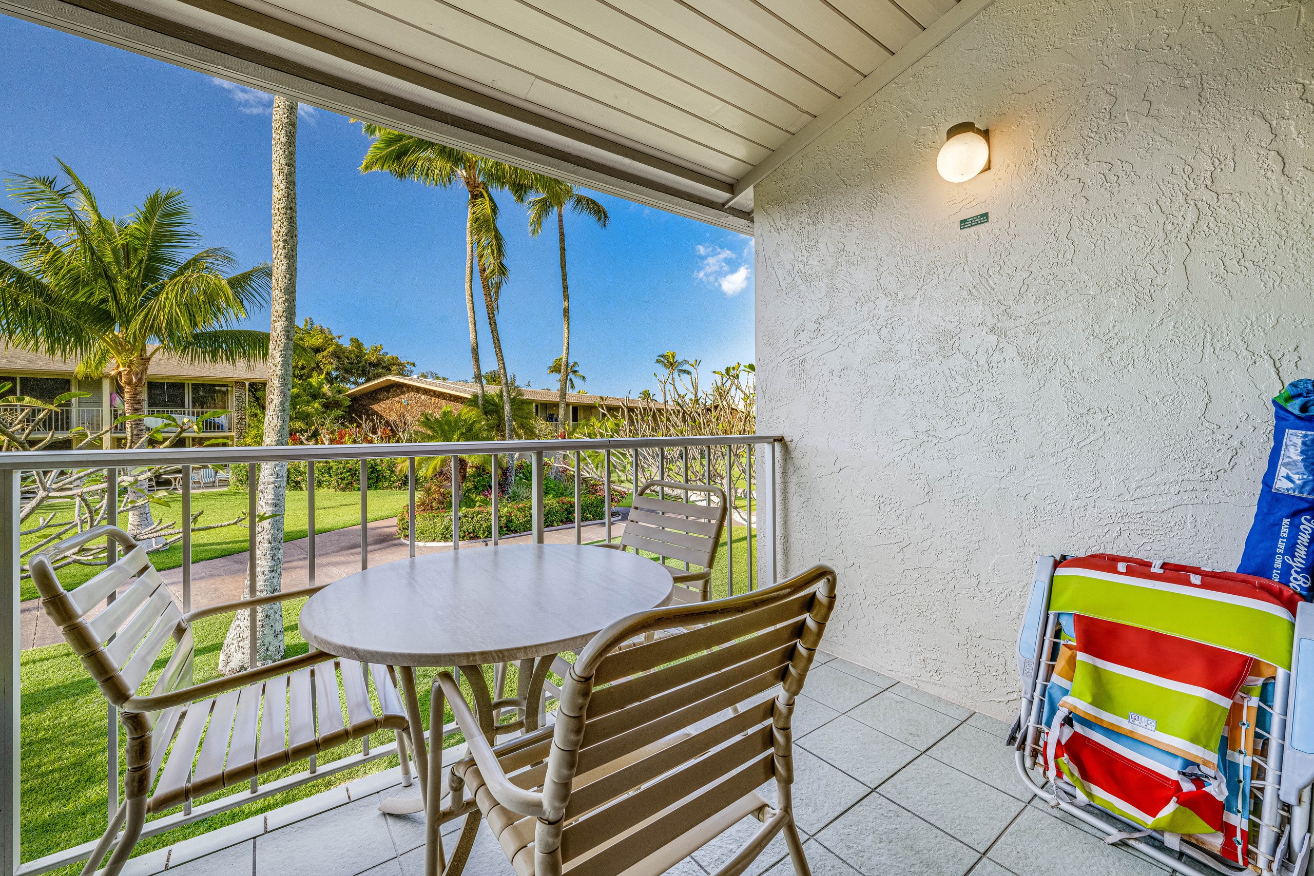 Peaceful oceanfront resort tropical studio with AC - Photo 17