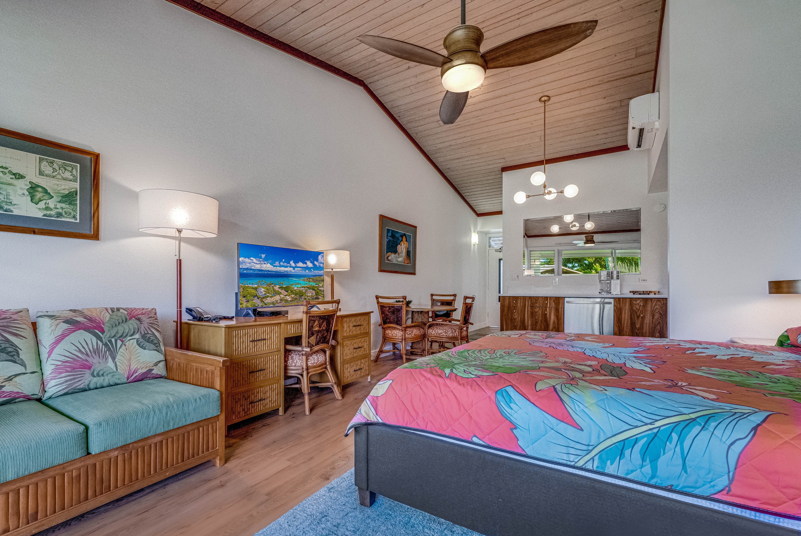 Peaceful oceanfront resort tropical studio with AC - Photo 24
