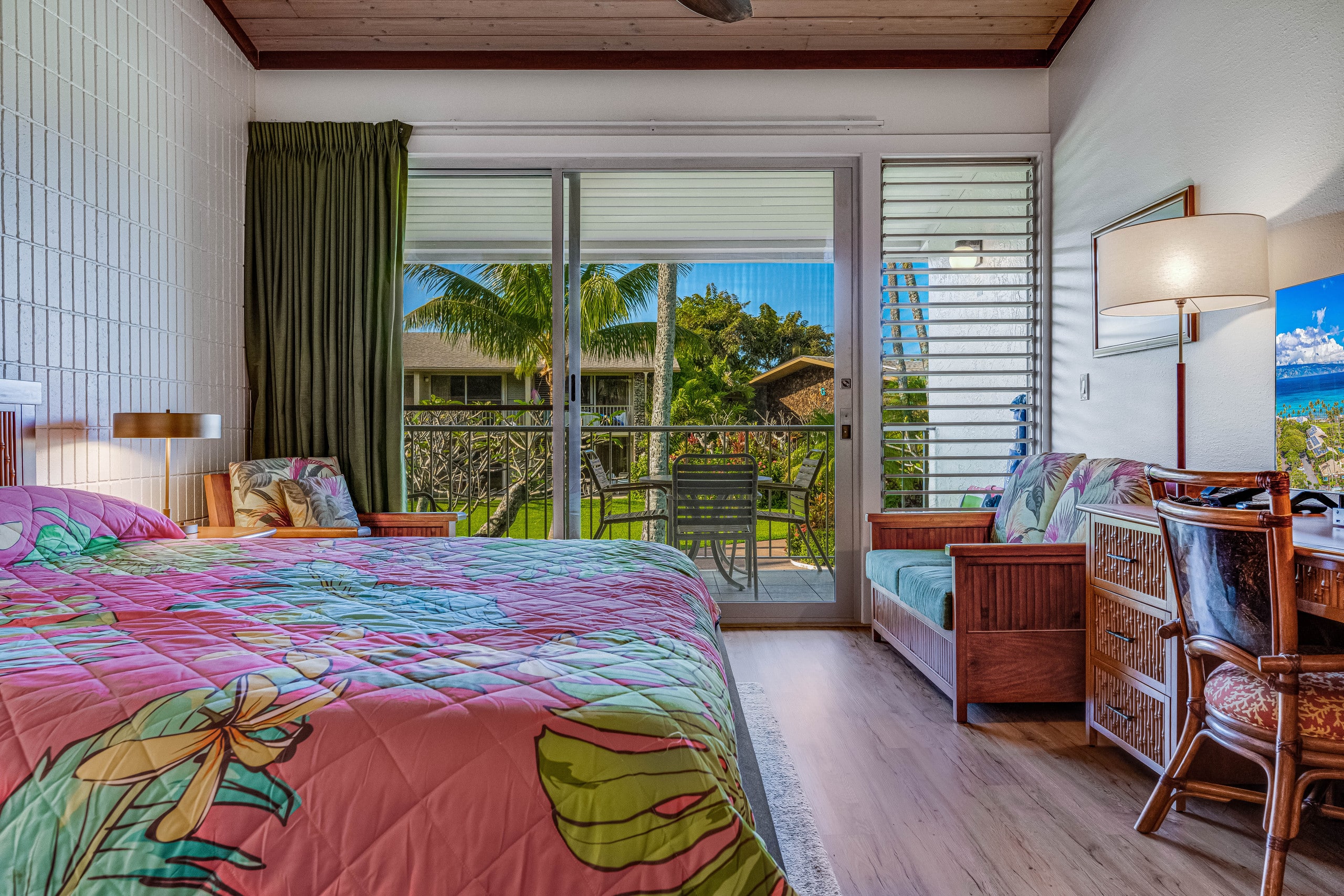 Peaceful oceanfront resort tropical studio with AC - Main photo
