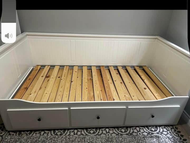 Private Room With A Private Washroom - Guelph
