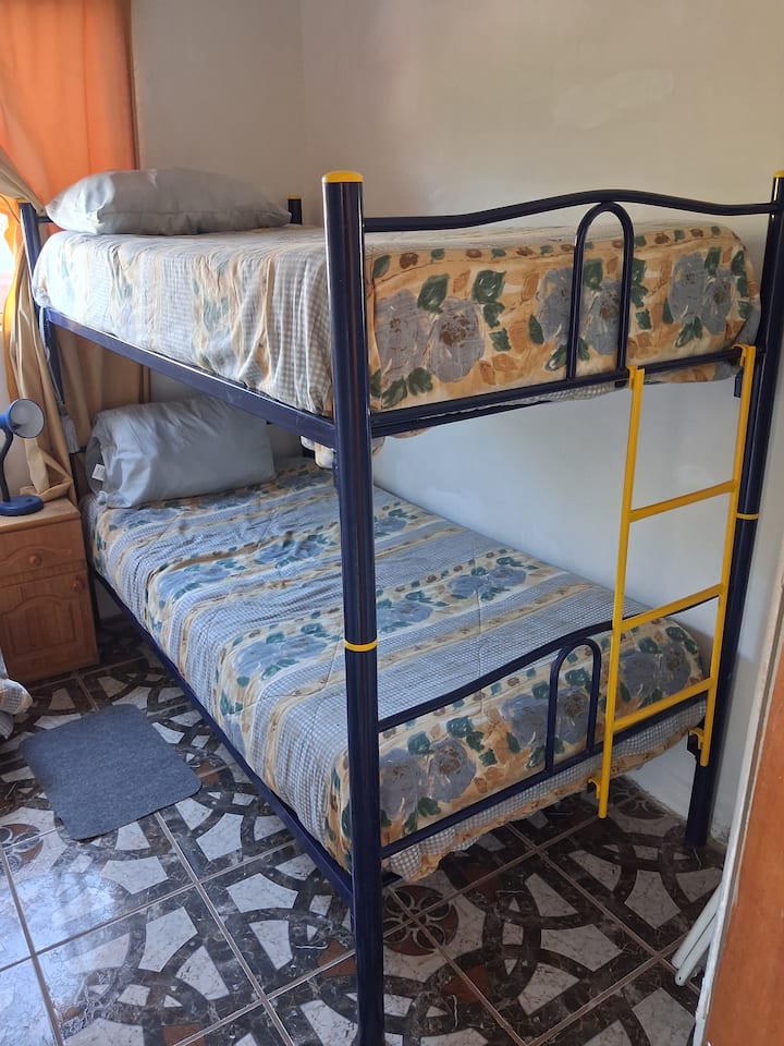 Dhomë gjumi 2