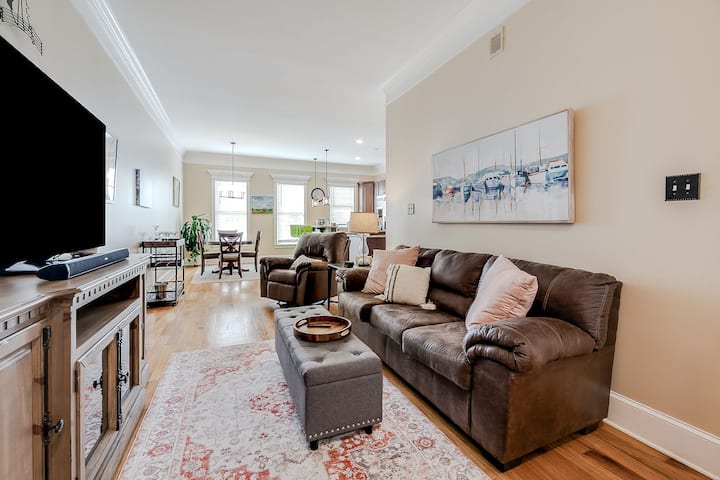 Hutchinson Isle Townhome By Sav Convention Center - Savannah, GA