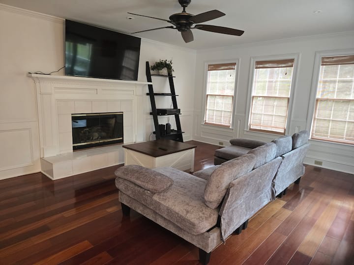 Single House 2500 Square Feet. - Duluth, GA
