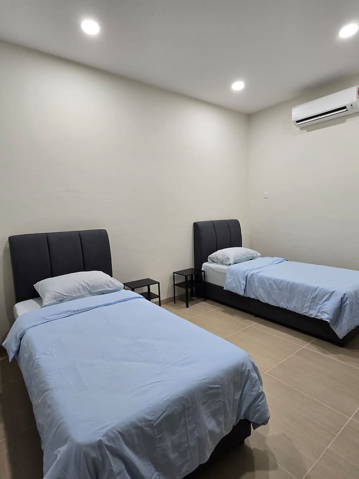 Bedroom 5