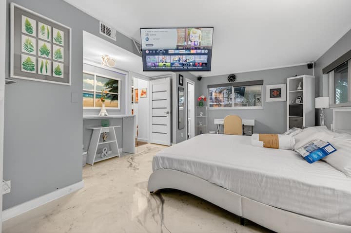 Luxury Safe & Fun Condo 5 Min From Wilton Drive - Fort Lauderdale