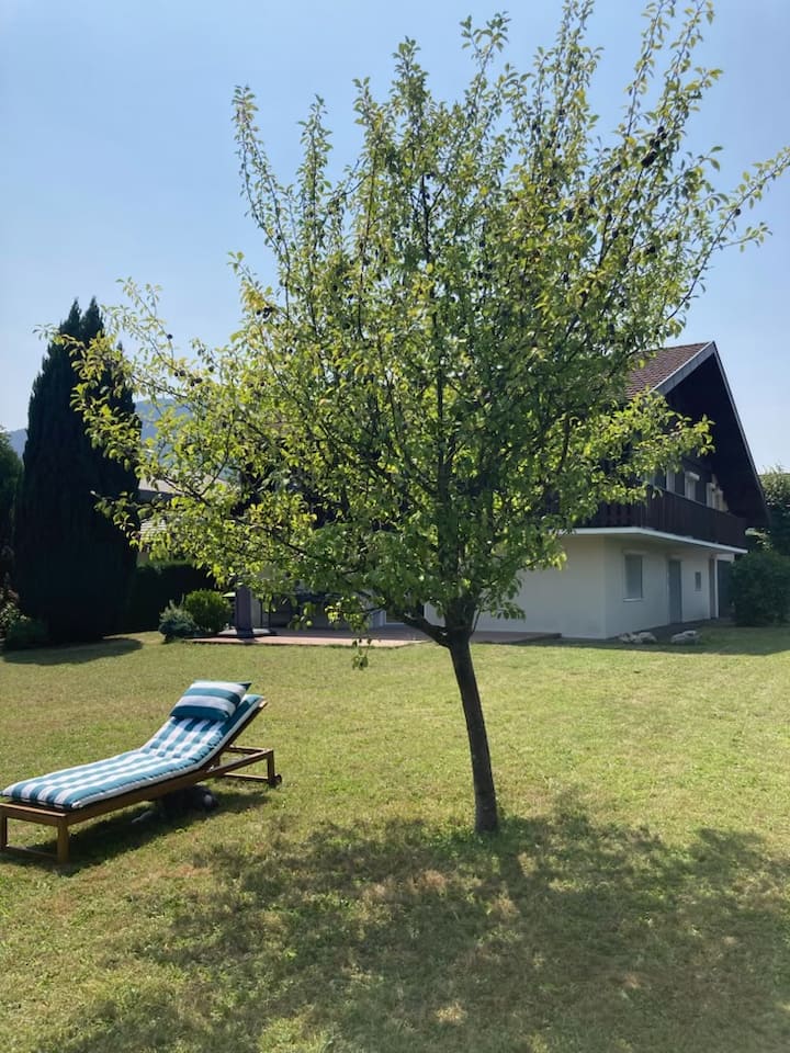 Maison à 300 Mètres Des Bords Du Lac - Sévrier