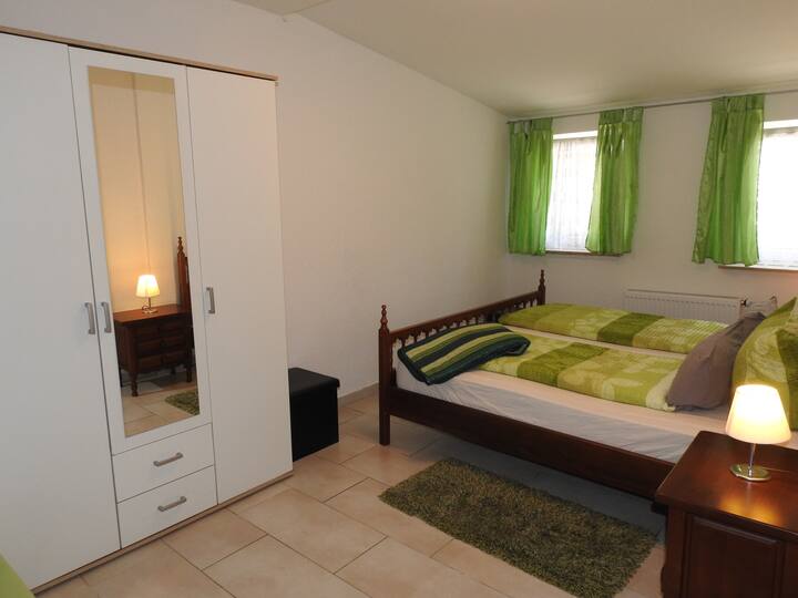 საძინებელი 2