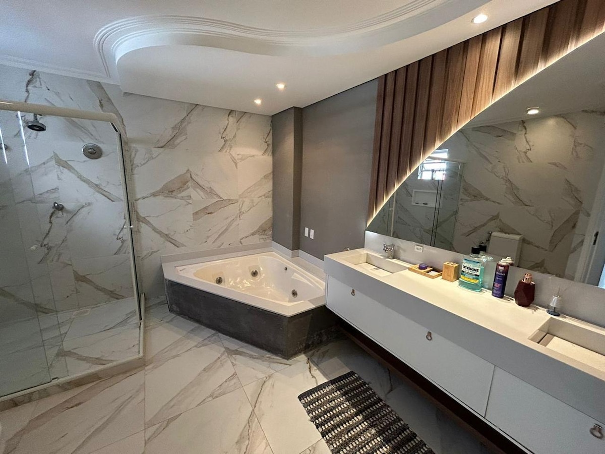 Photo inspiration: Gallery Detail: Beautiful Large Penthouse Sea View Pool And Jacuzzi