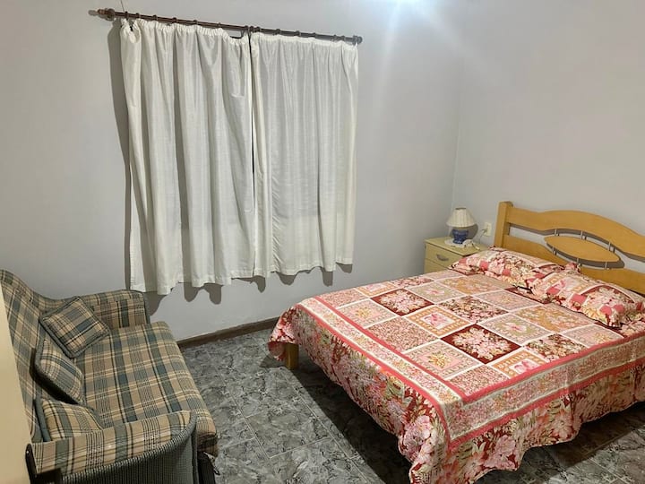 غرفة النوم 1