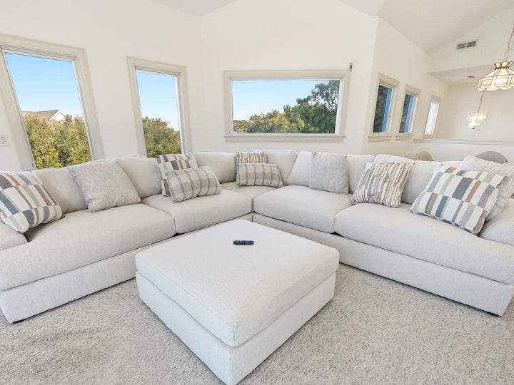 Sunset Views •Hot Tub • 5 Min To Beach • Sleeps 10 - Duck