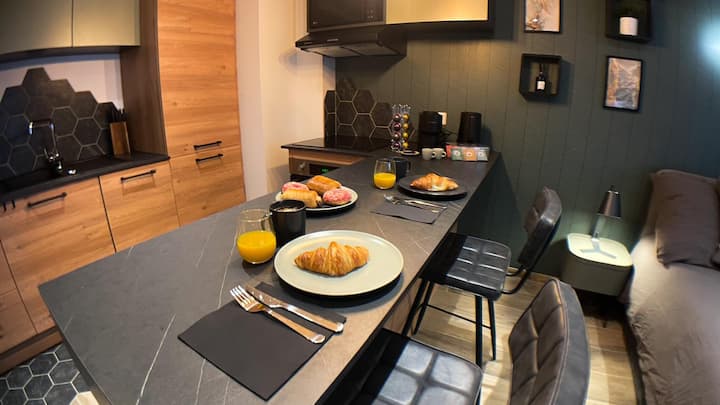 Votre Studio Cosy Manosque Centre - Lit Queen Size - Manosque