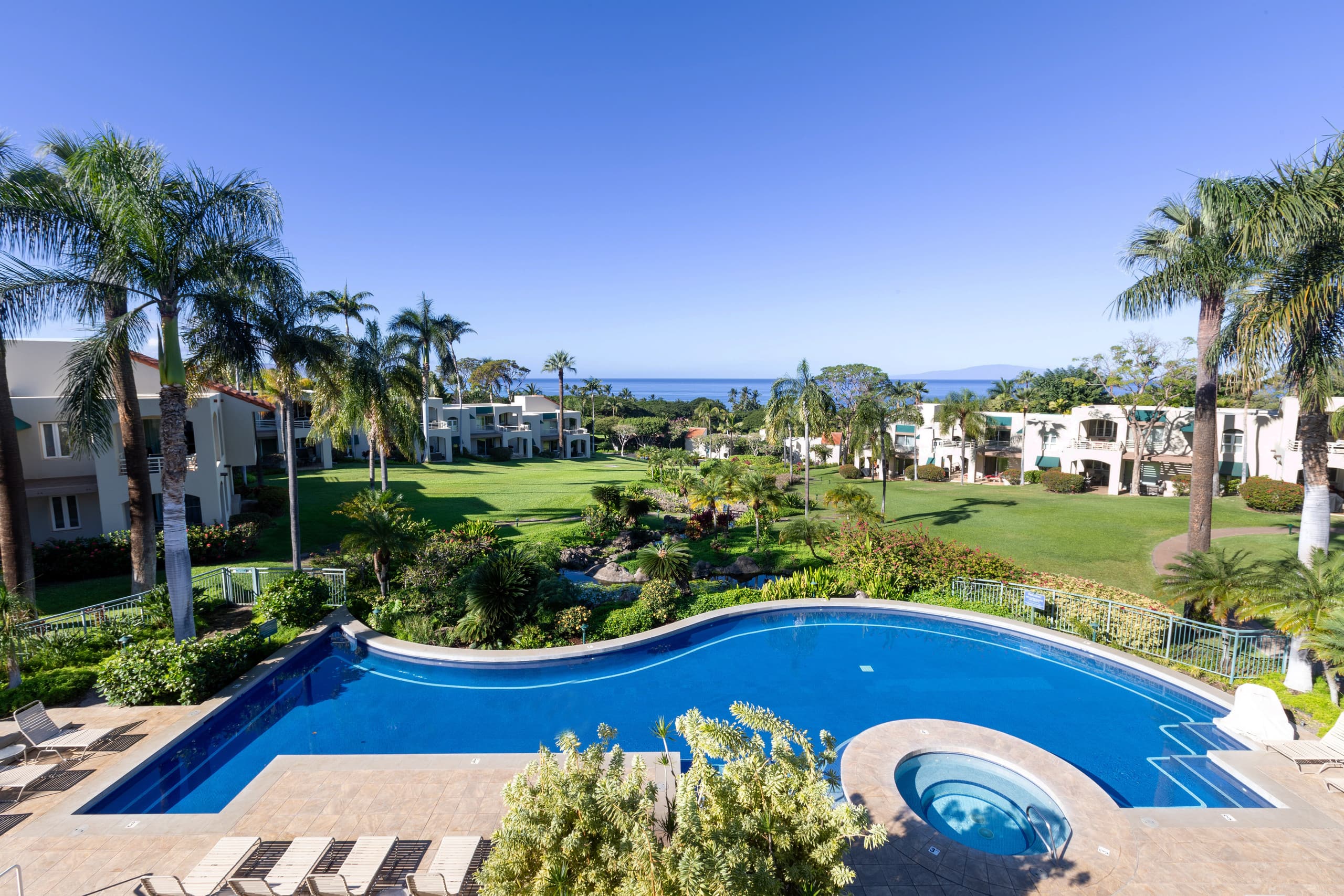 Condo in Wailea · ★5.0 · 1 bedroom · 2 beds · 2 private baths - Image 24