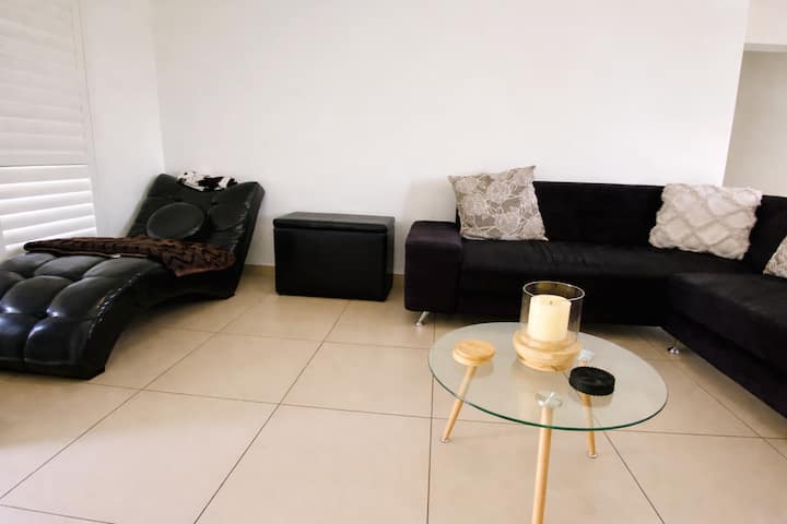 Aeroluxe Boksburg 3 Bedroom Apartment - Boksburg