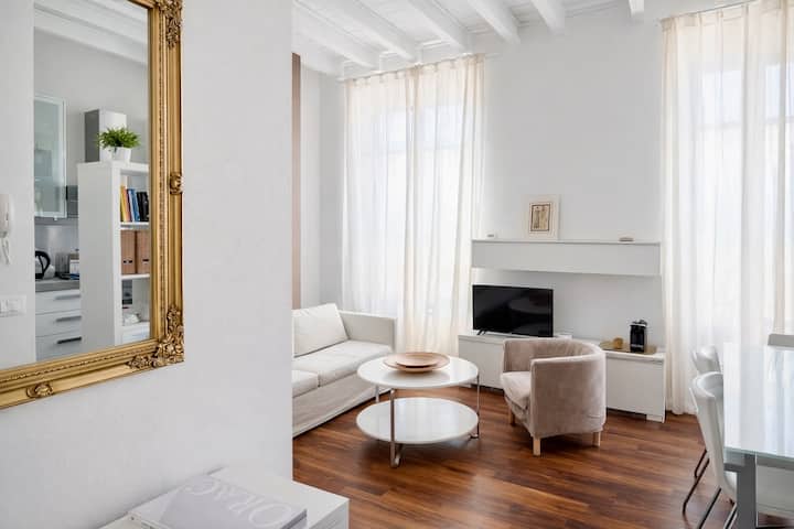 Bright Historic Loft - Martini's Home, Milano - Milan