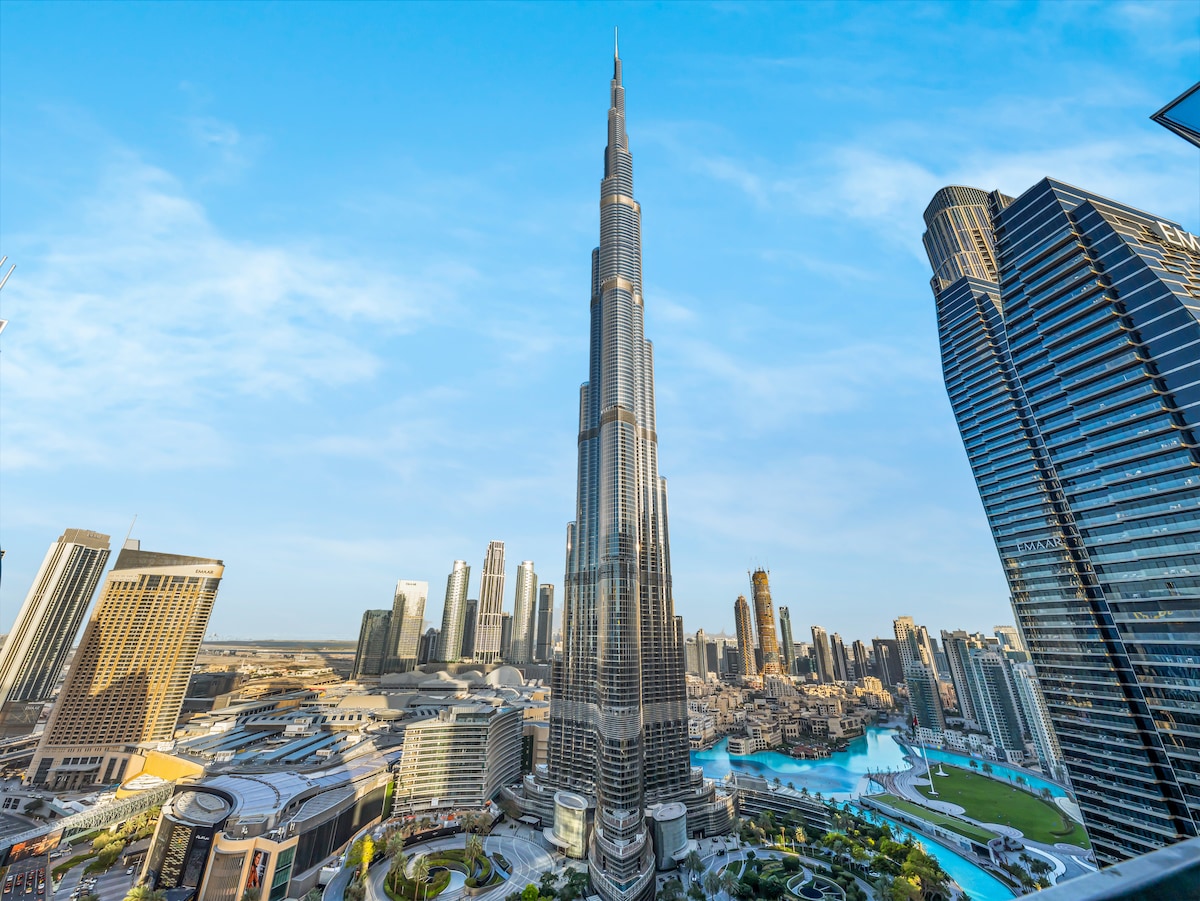 2 Bedroom Furnished Apartment with Burj Khalifa View | 30th Floor, Burj Vista 5