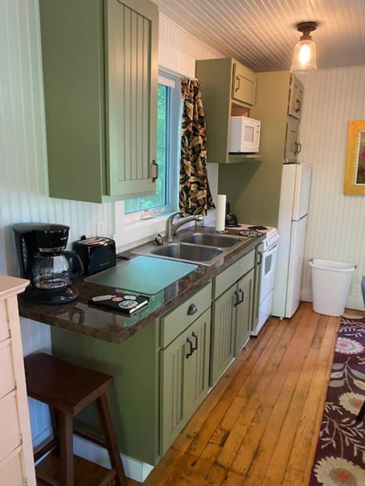 Vivien Cottage - Saugatuck, MI