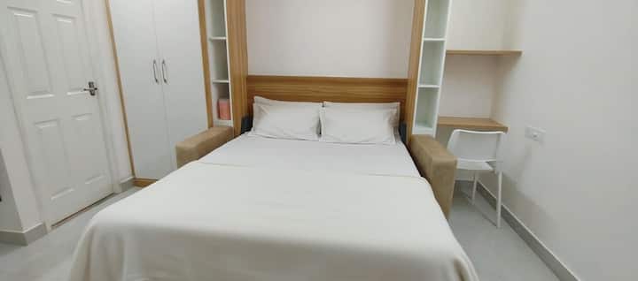 Cozy Minimalist Studio Peaceful & Petfriendly Apt. - Bangalore