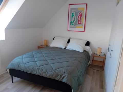 Airbnb performant: Apartment in a small town 25 km from Reims. à Marne