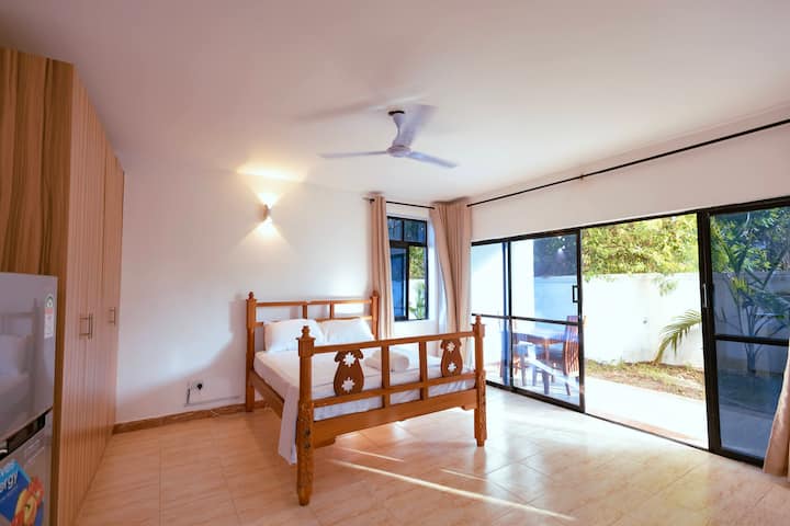 Diani Luxe Villa: Spacious Studio A - Diani Beach