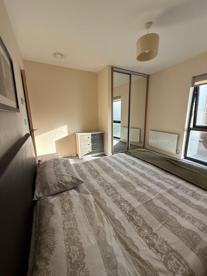 Modern 1-bed Flat With Balcony | Willesden Green - Londres