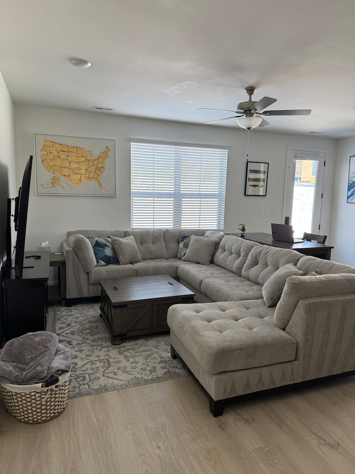 New Luxury 3bd Home 5 Mins From Tys, 40 To Smokies - Maryville, TN