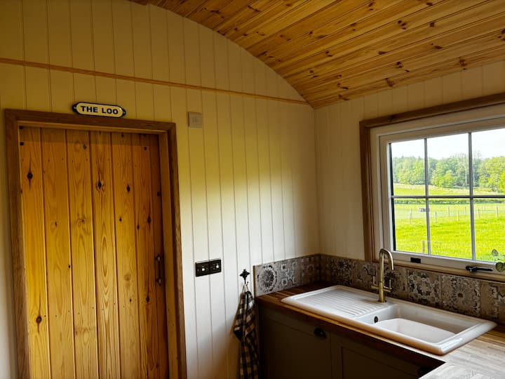 Oakies Farm Stays Xl - Llandovery