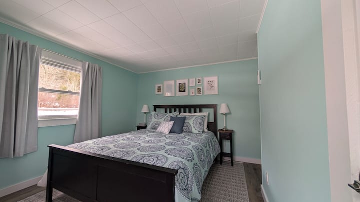 Peaceful Creekside Getaway-summer Escape - Roxbury, NY
