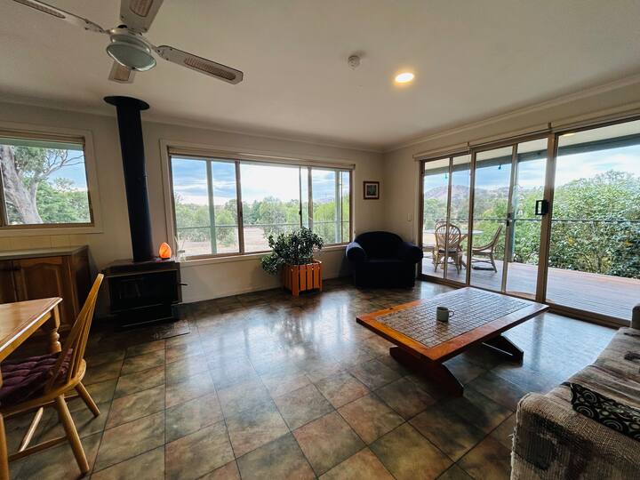 Country Estate With Stunning Views - Tallarook