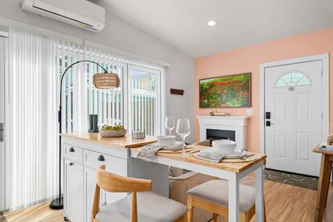Successful Airbnb property: The Cozy Nook Guesthouse w/ King Bed & Parking in Lincoln Park