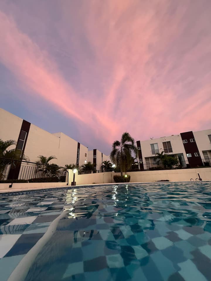 Linda Casa Con A/c Perfecta Para Descansar - Girardot