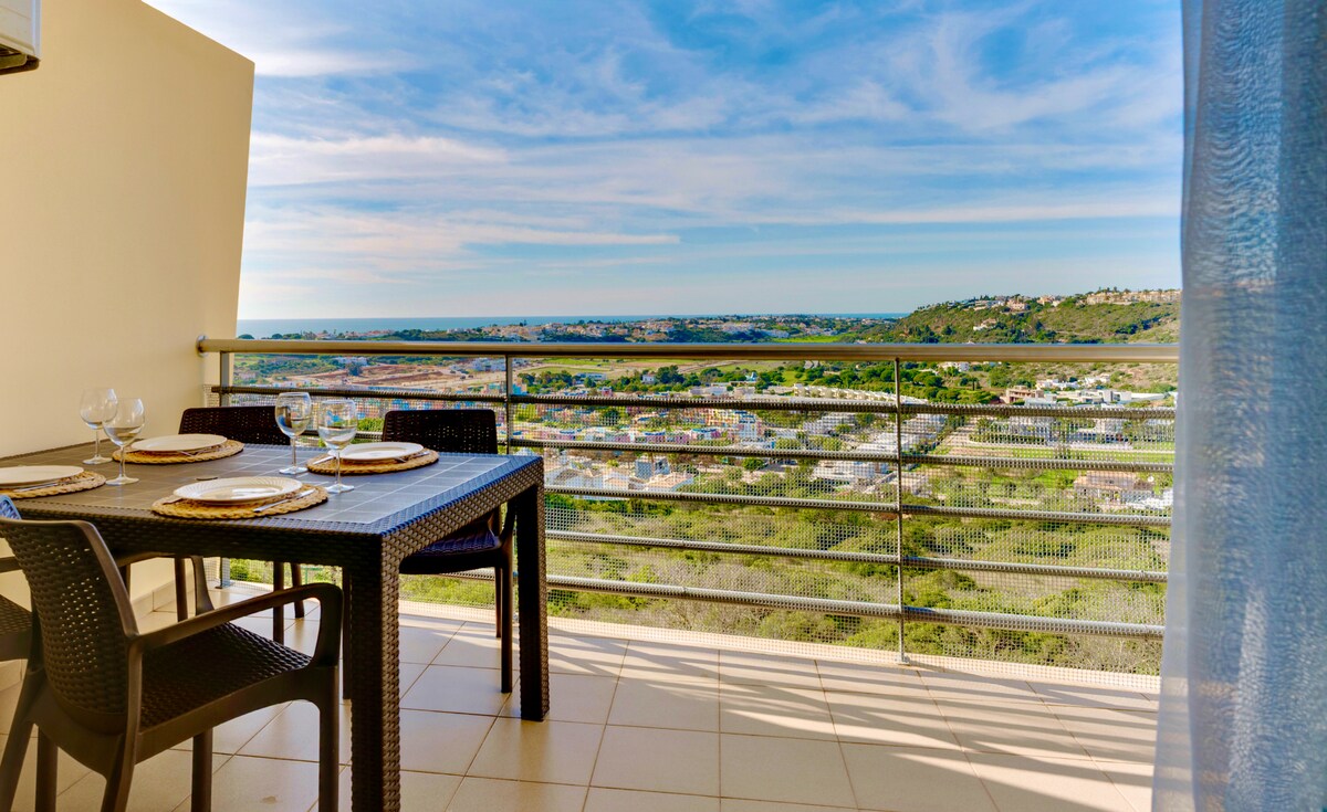 E. Orada, sea view, historic center, tennis 4