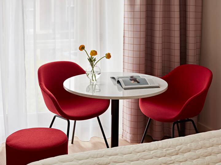 Numa | Medium Room - The Hague