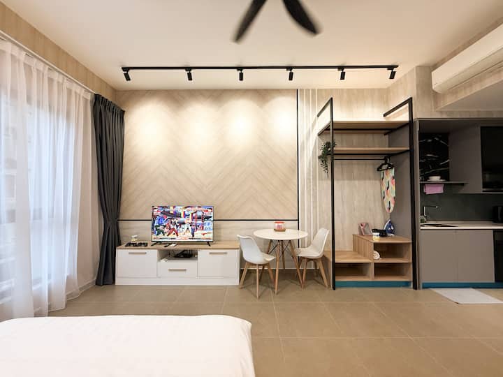 Mossaz Pj | Muji Studio Hextar Mall【netflix】5km 1u - Petaling Jaya