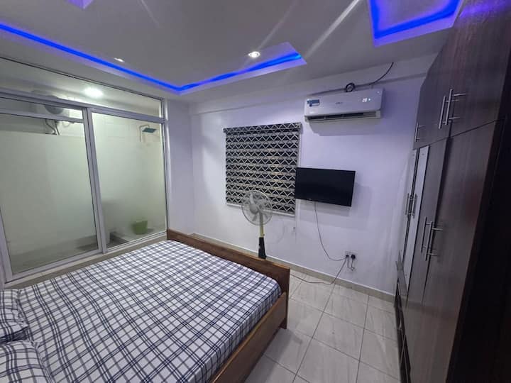 Clean 2-bd Apartment In A Secure & Serene  Estate. - Lagos