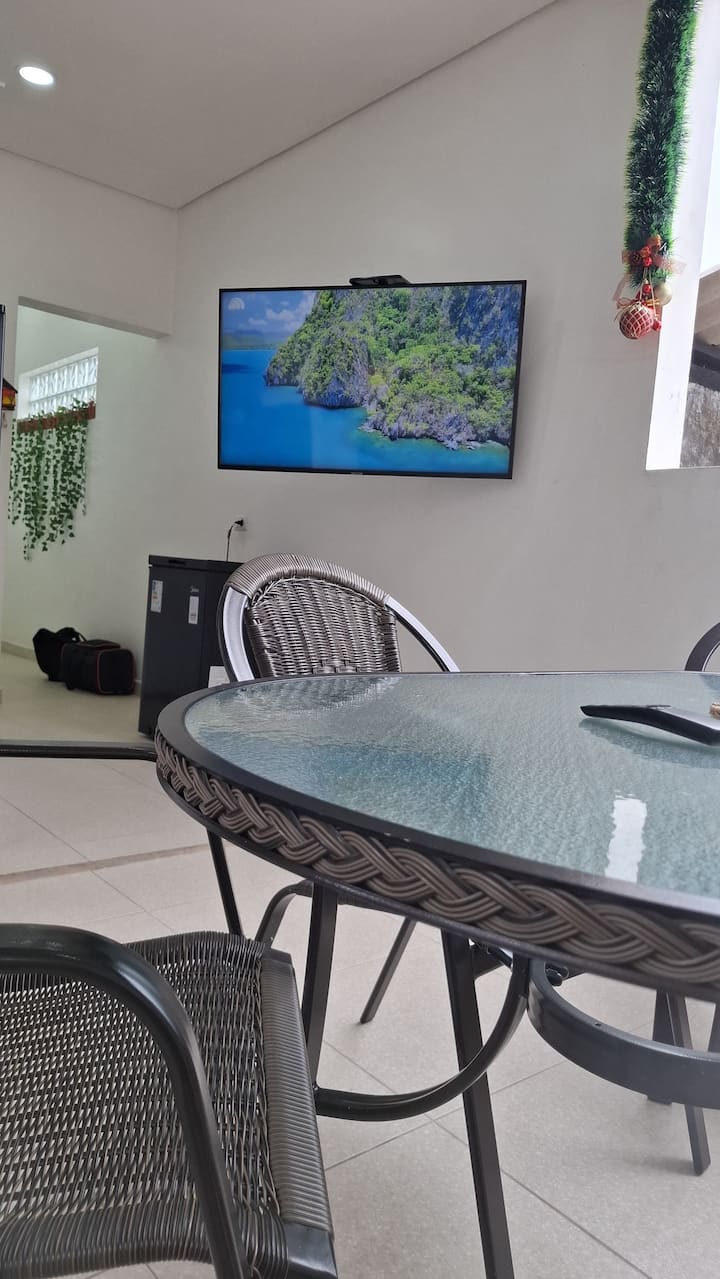 Kitnet Com ÁRea Gourmet Completa. Conforto E Lazer - Caraguatatuba