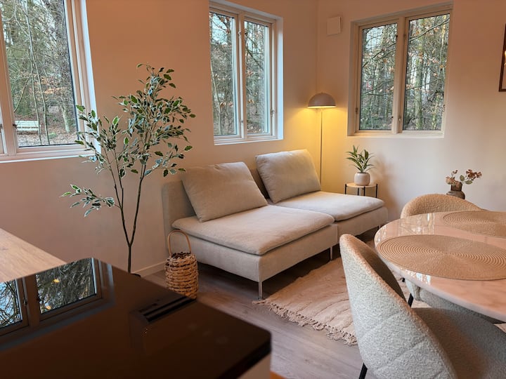 Mysig Stuga I Skogen Lugnt Läge & Perfekt Getaway - Höör