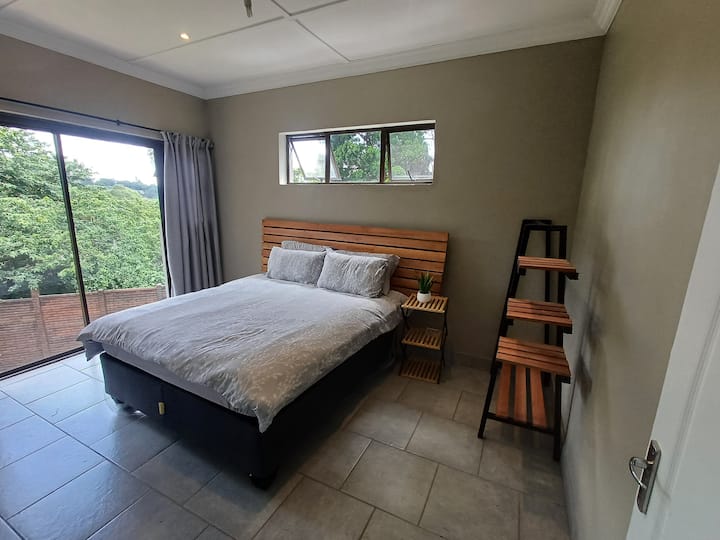 Unit 1 On The Hill - Queensburgh