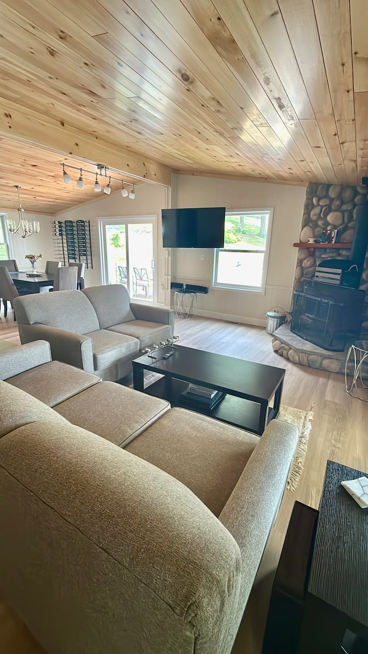 Clayton’s Riverview Hideaway - Clayton, NY
