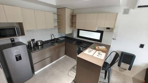 Top Airbnb: Ideal studio apartment for tourism or work en San Juan