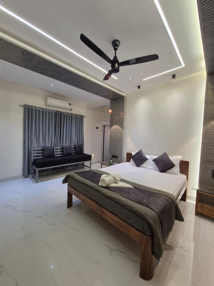 Green Lagoon Best Private Villa With Pool Alibag - Alibag