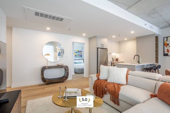 Downtown Montreal 2br W Parking & Comfort - Brossard