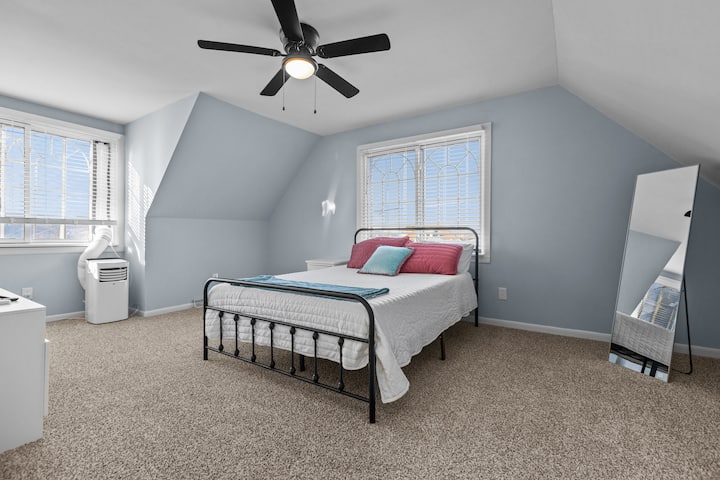 Quaint And Cozy Cottage Style Home In Harmony Twp. - Sewickley, PA