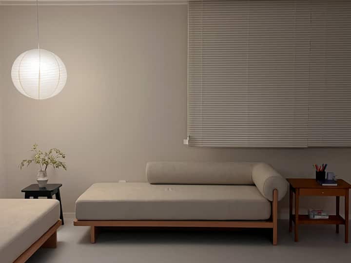 5 Min Busan Stn / One Bed Per Person / Entire 172㎡ - Busan