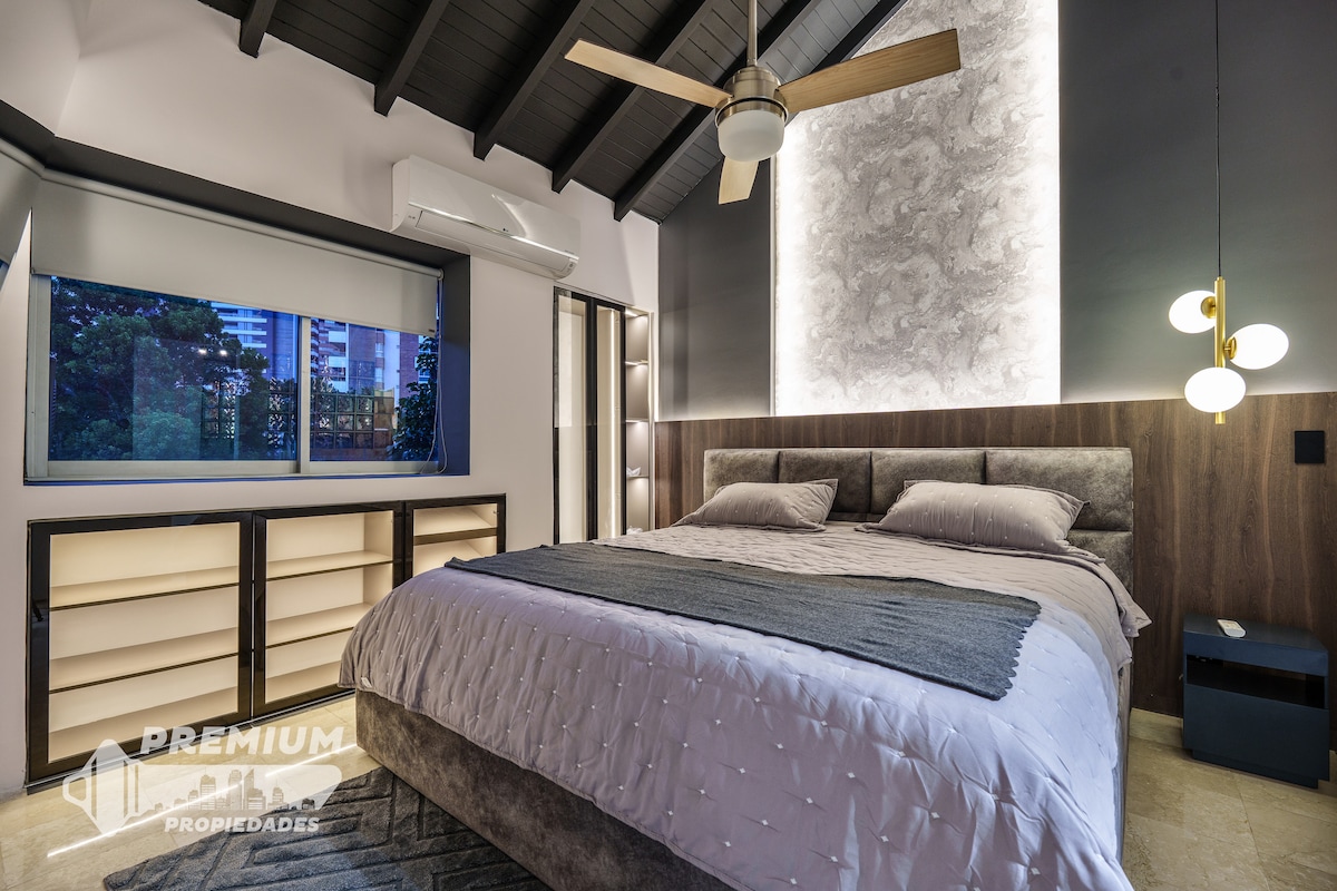 Loft de lujo con jacuzzi interior y techos altos - Departamentos en ...