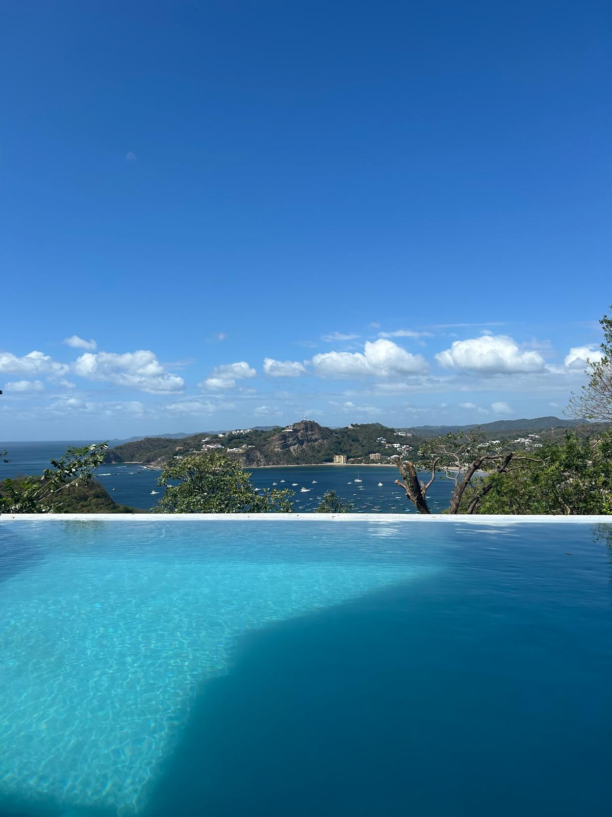 Private ocean view room in a 5 room B&B (#3) - Bed and breakfasts for ... - Private Ocean View Library Rentals In High Rise Property