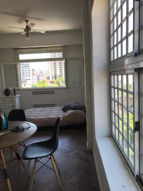 Top Airbnb: An apartment with an excellent location and connectivity in Barracas