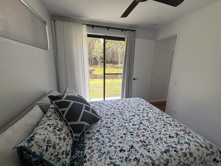Tranquil Hideaway 
Fully Contained 1 B/rm Cottage - Marcoola