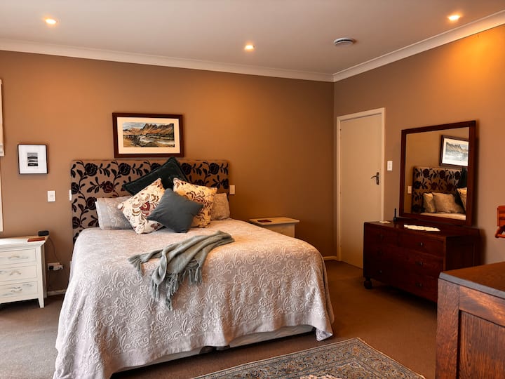 Quality On Chambers - Hastings, New Zealand